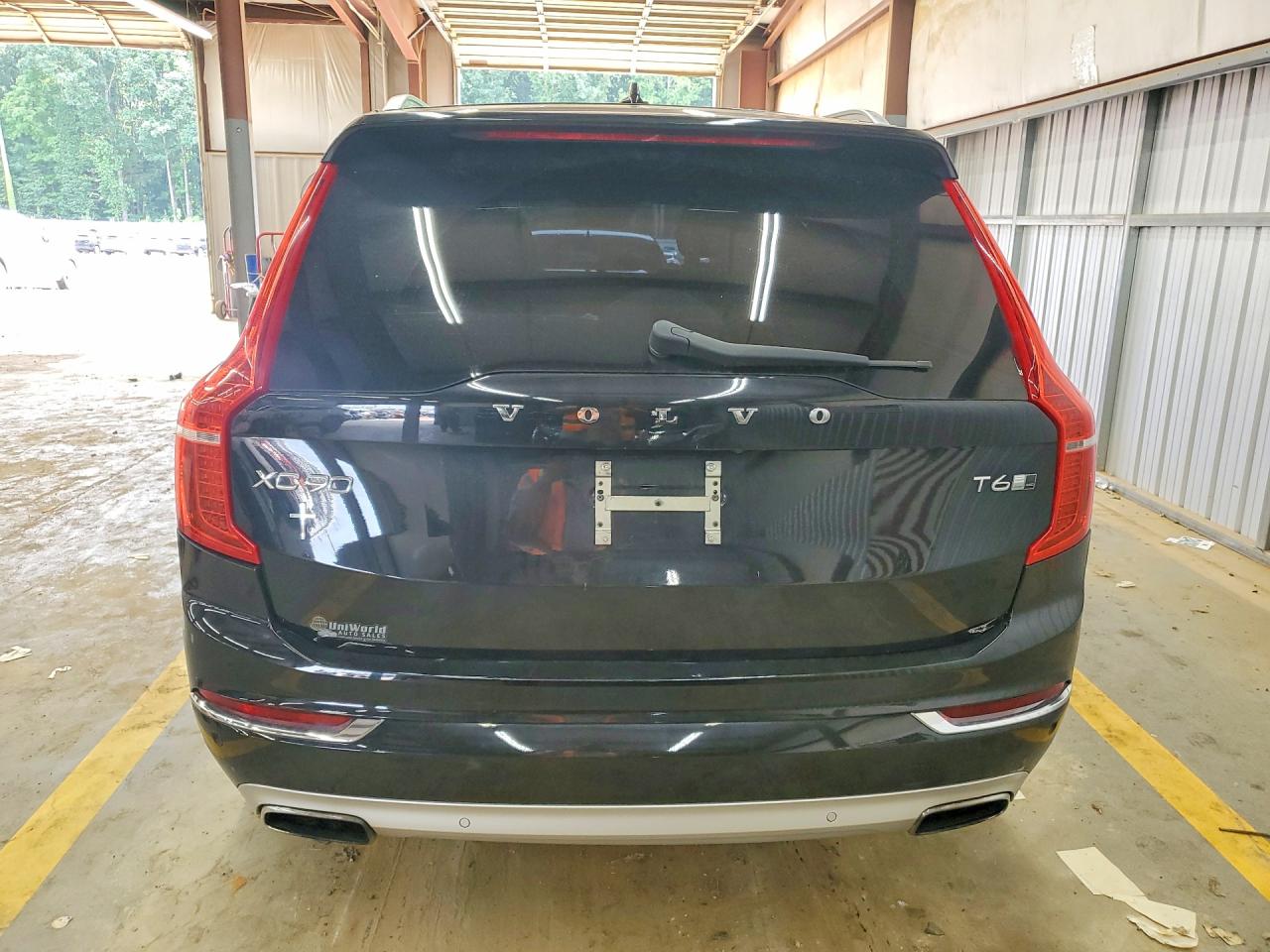 2017 VOLVO XC90
