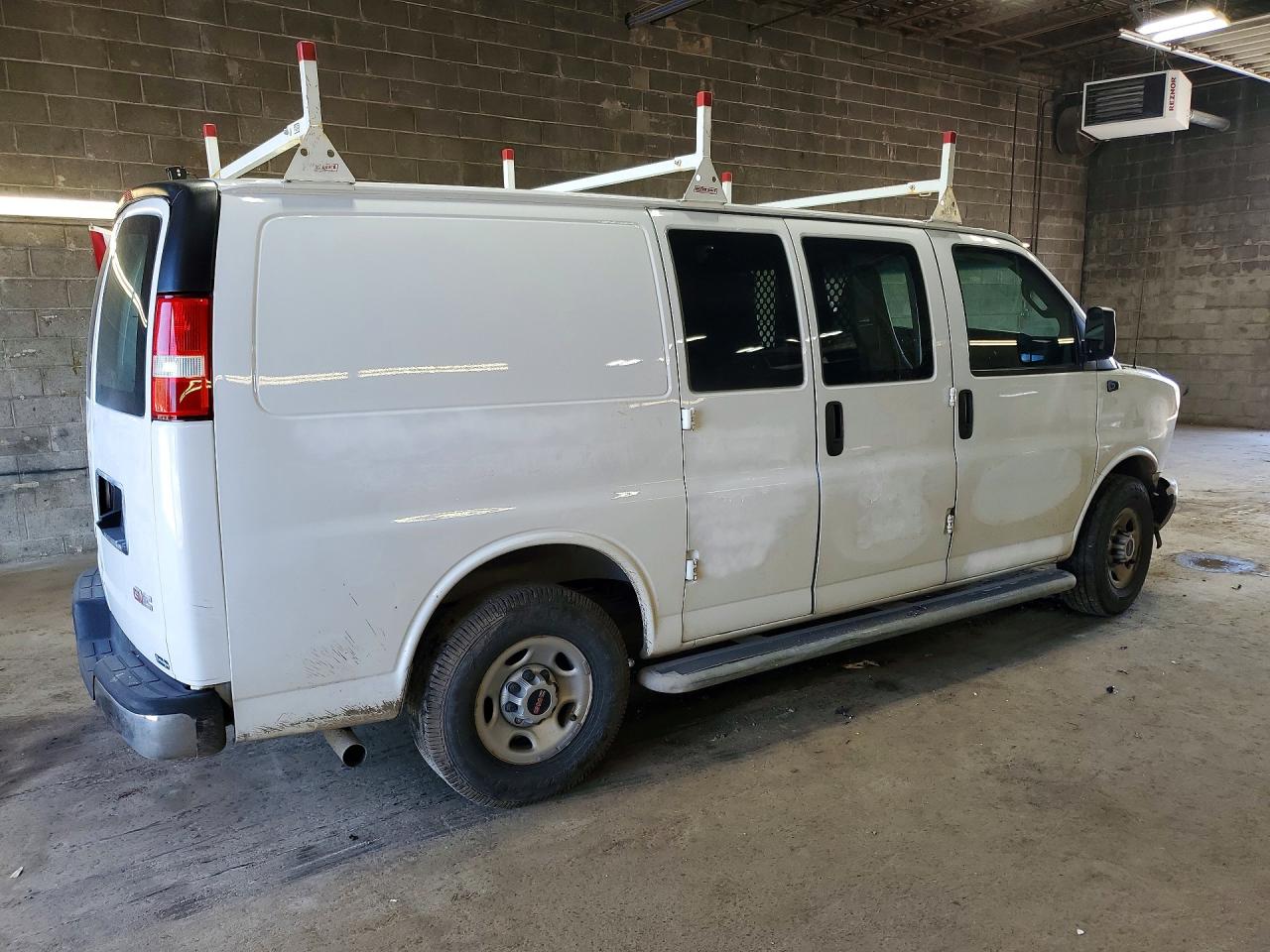 2022 GMC SAVANA