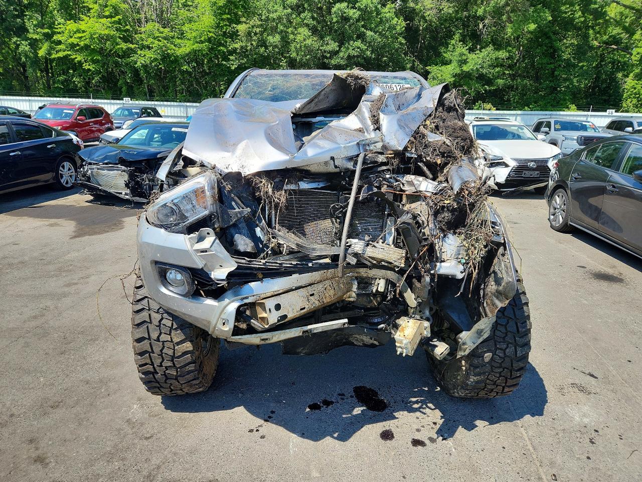 2020 TOYOTA TACOMA