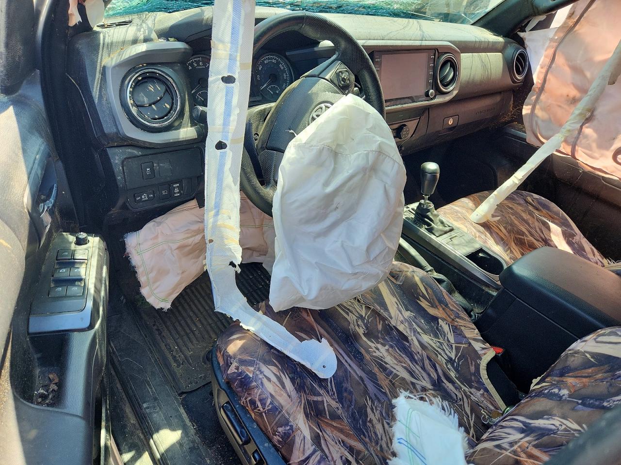 2020 TOYOTA TACOMA