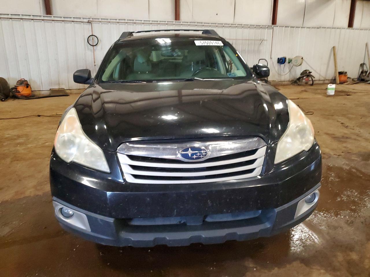 2011 SUBARU LEGACY