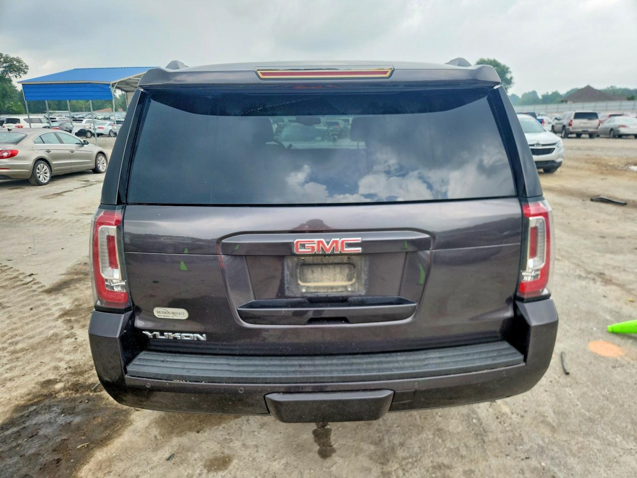 2015 GMC YUKON