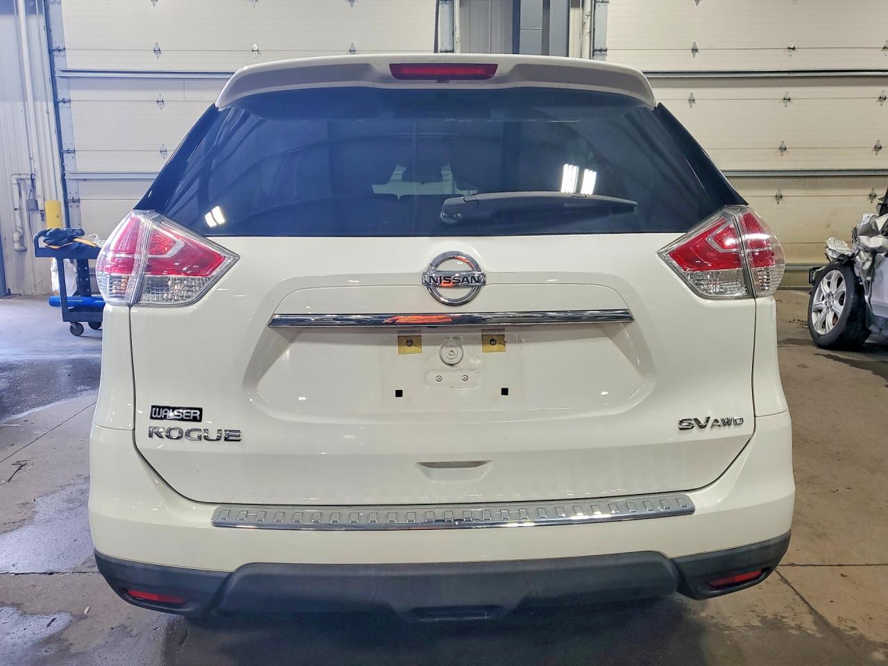 2016 NISSAN ROGUE