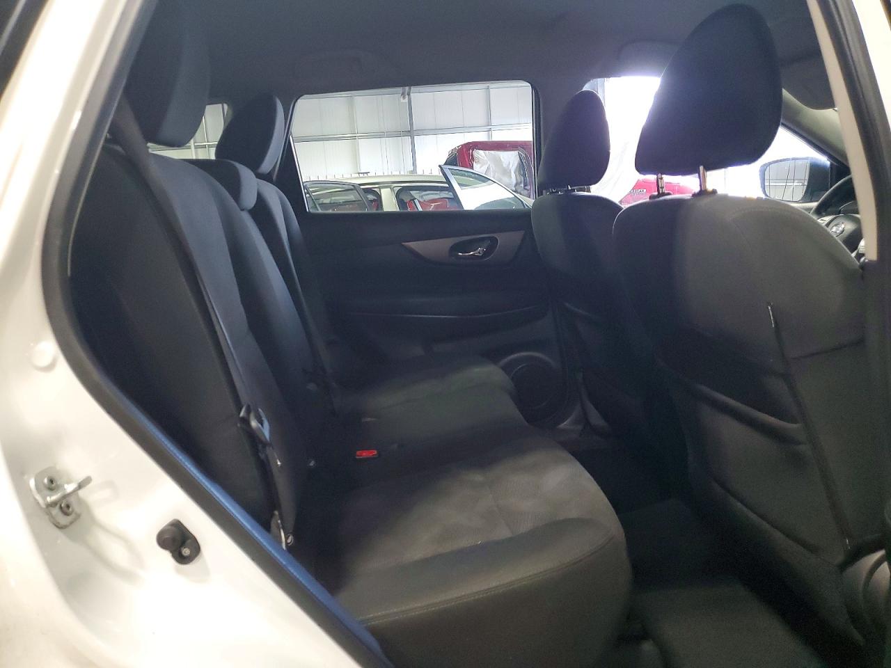 2016 NISSAN ROGUE