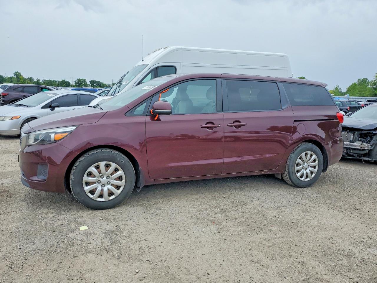 2016 KIA SEDONA