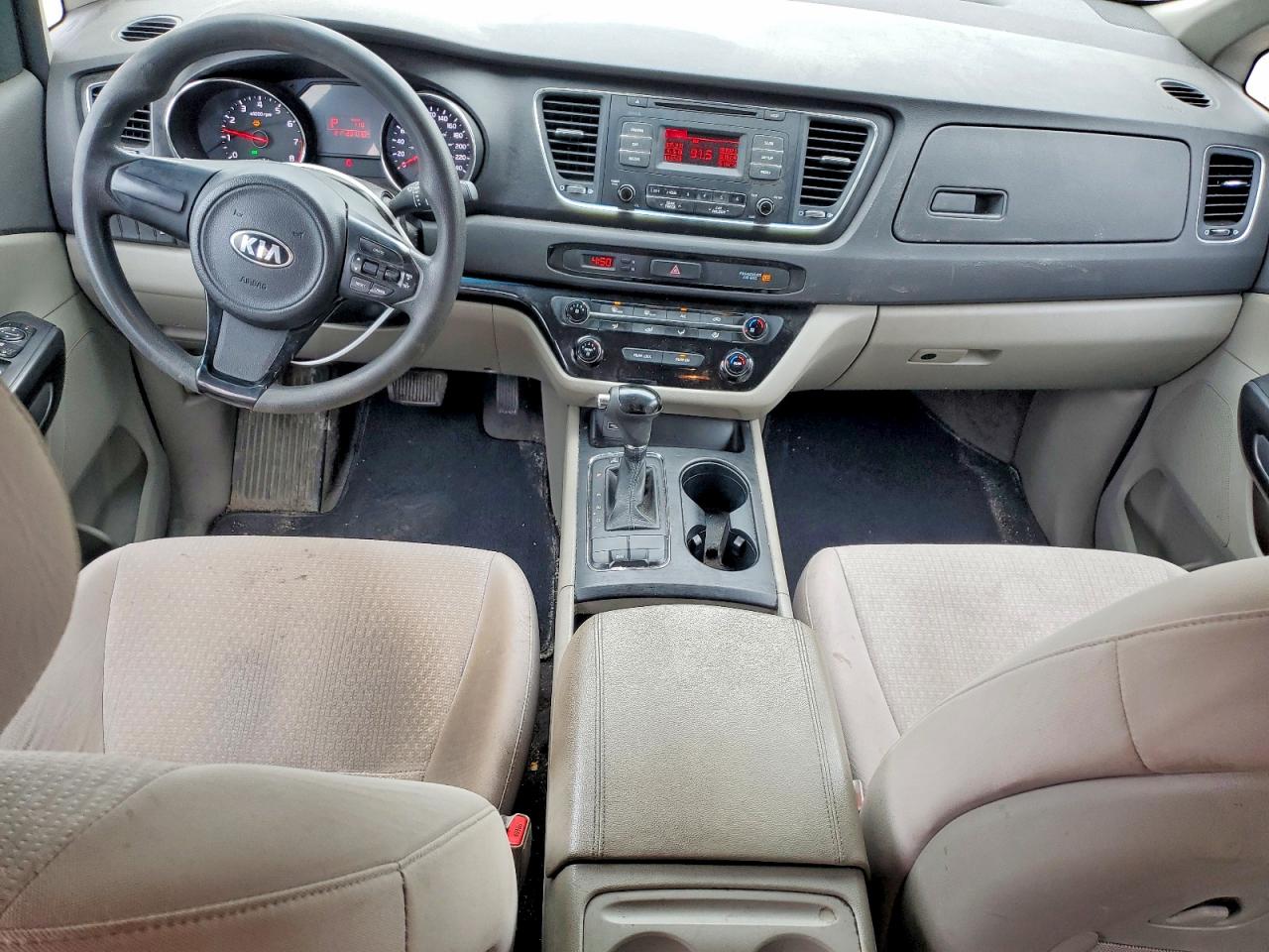 2016 KIA SEDONA