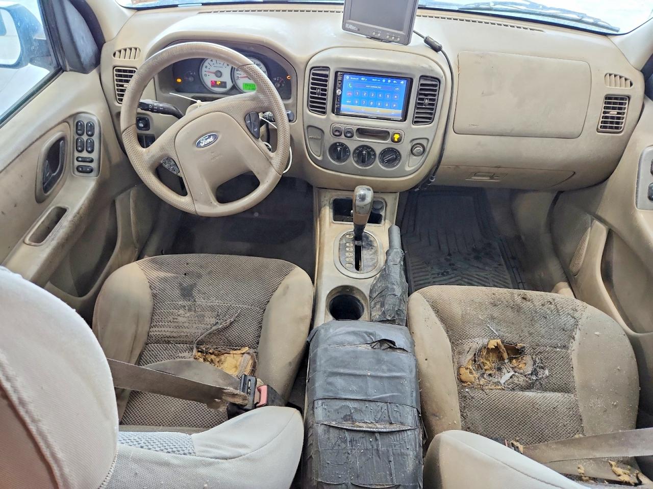 2005 FORD ESCAPE