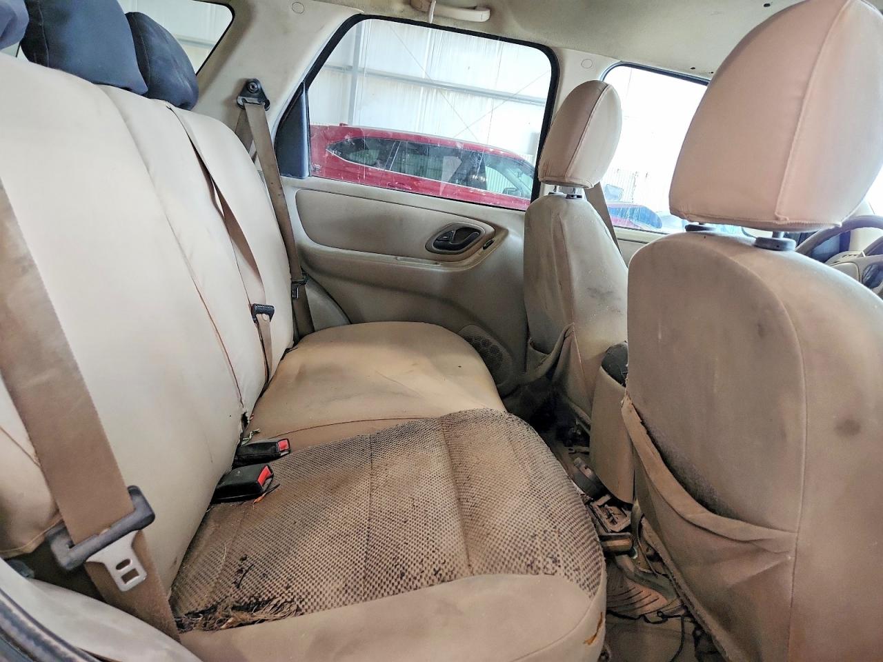 2005 FORD ESCAPE