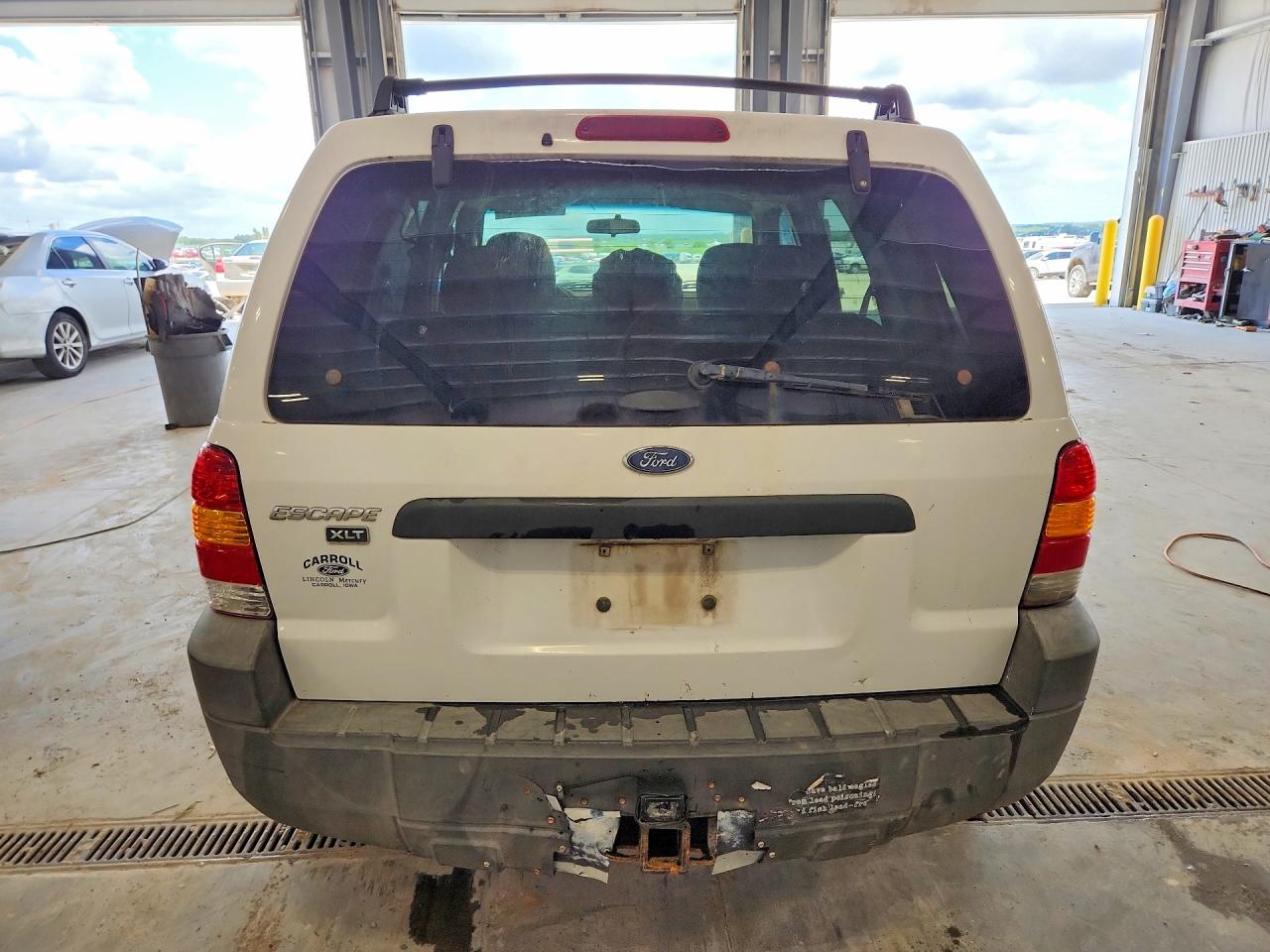 2005 FORD ESCAPE