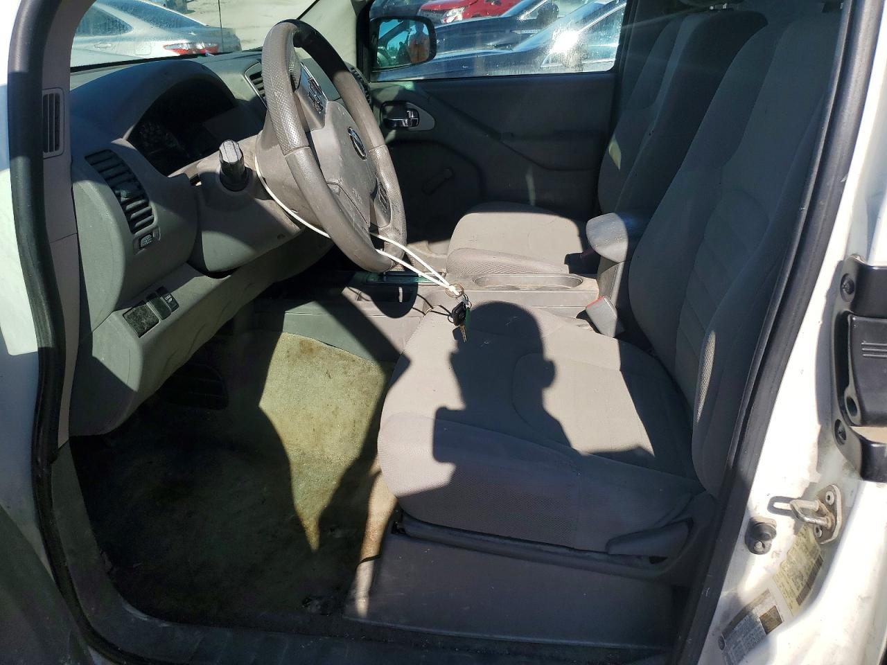 2017 NISSAN FRONTIER