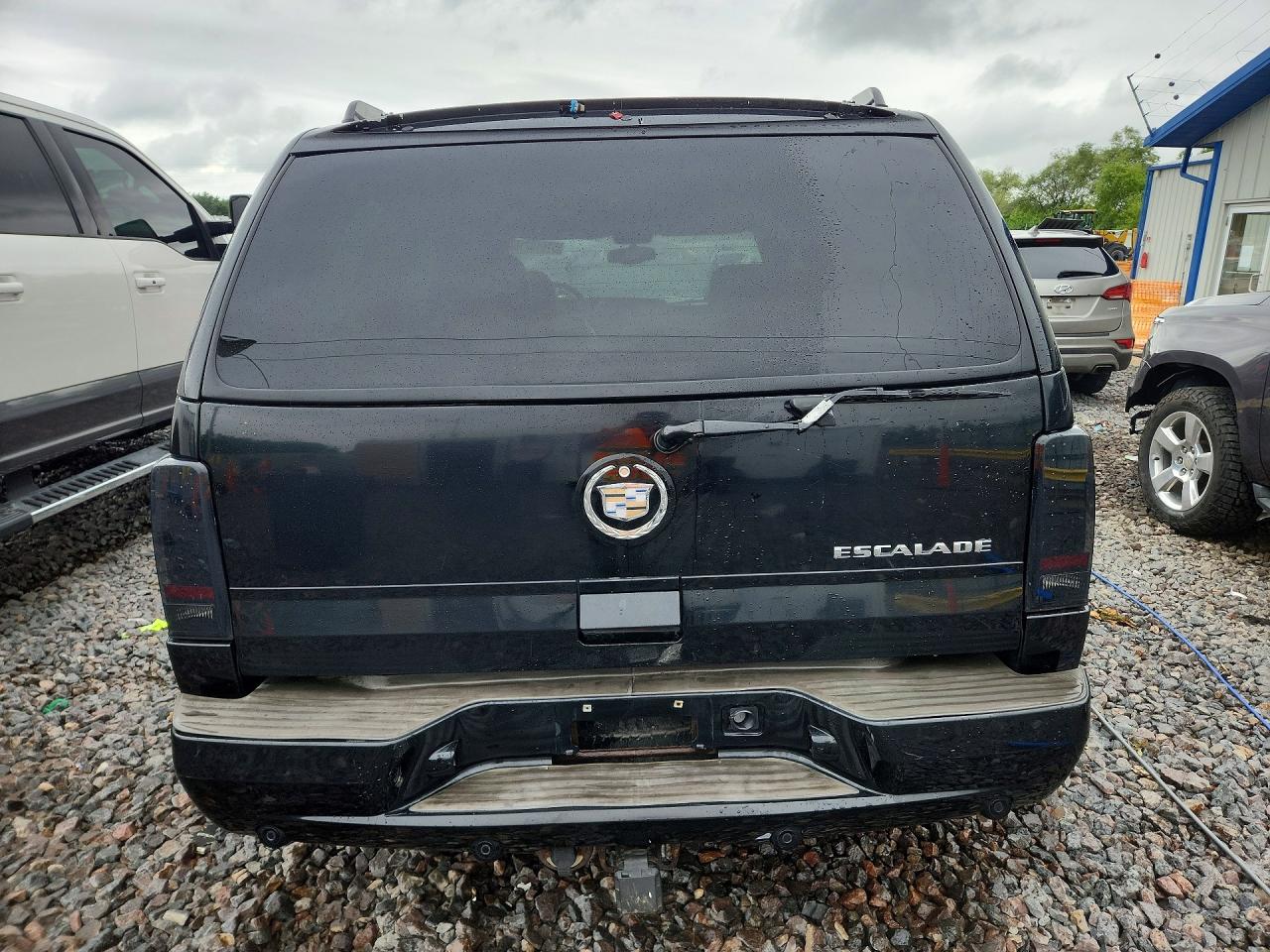 2004 CADILLAC ESCALADE