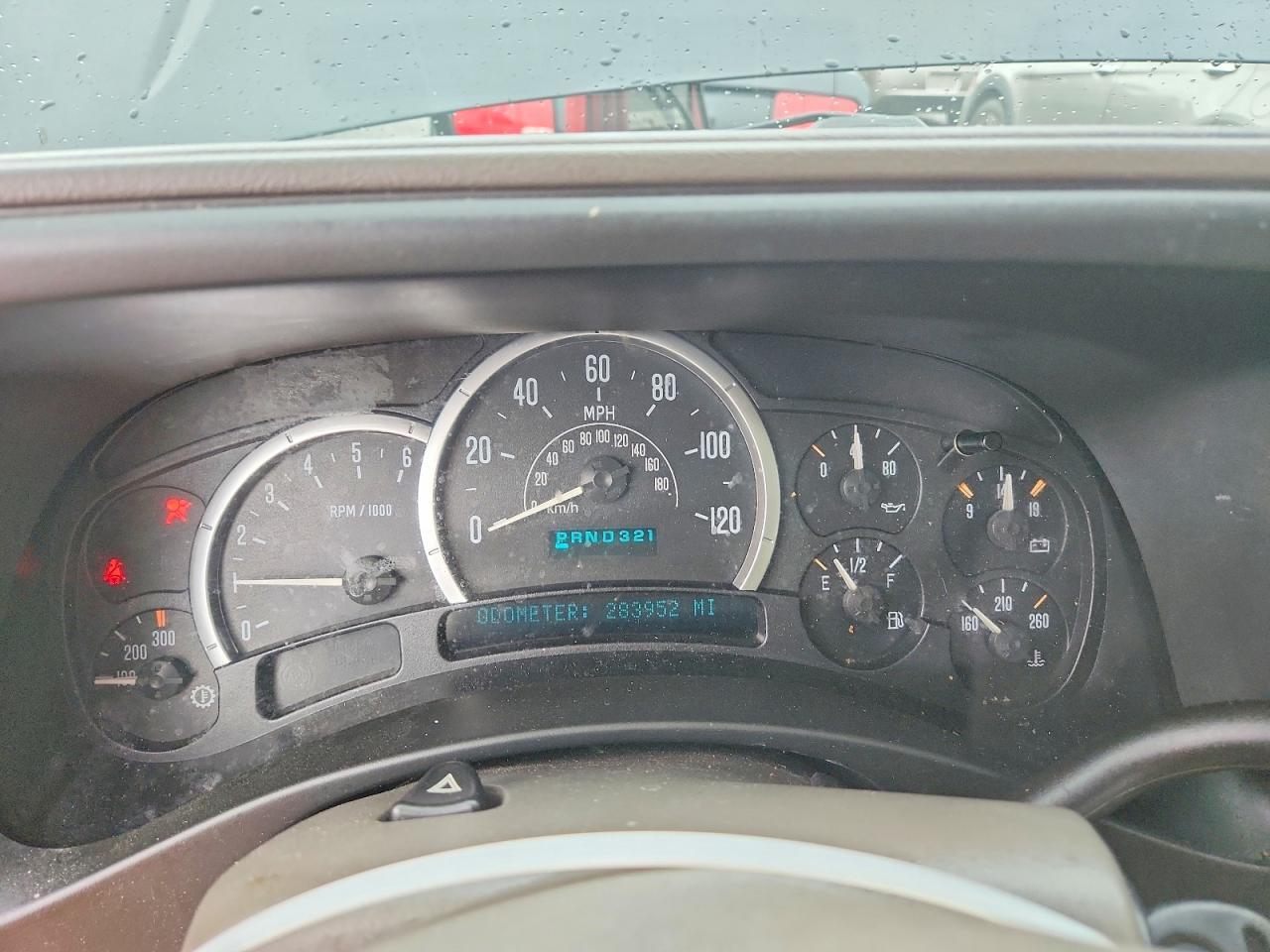 2004 CADILLAC ESCALADE