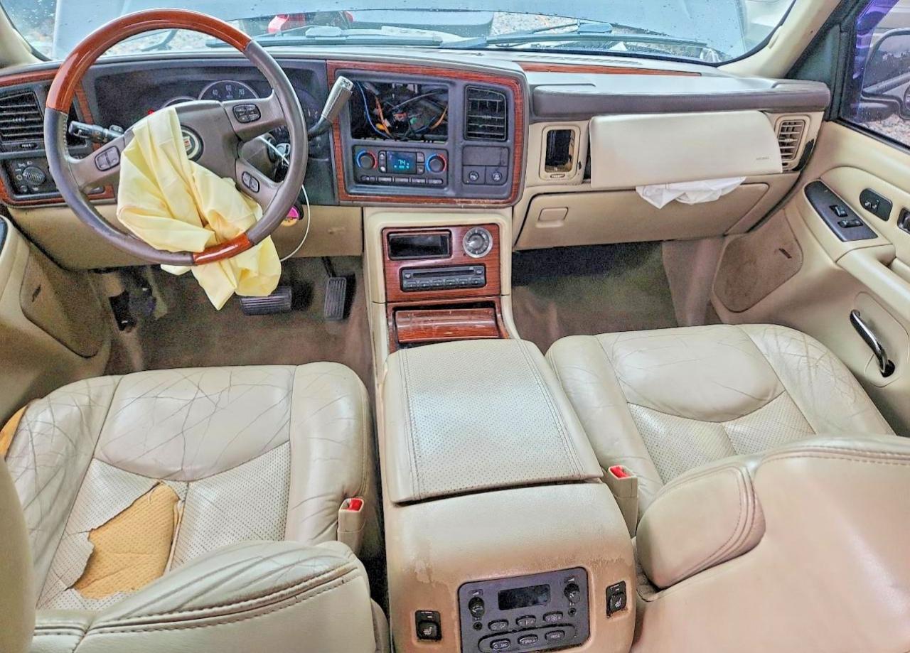 2004 CADILLAC ESCALADE