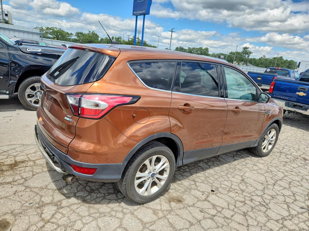 2017 FORD ESCAPE