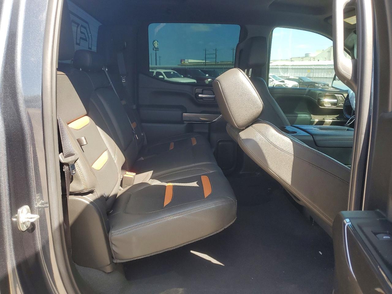2021 GMC SIERRA