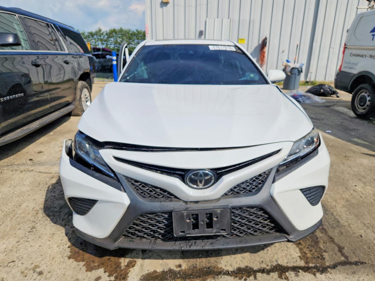 2019 TOYOTA CAMRY