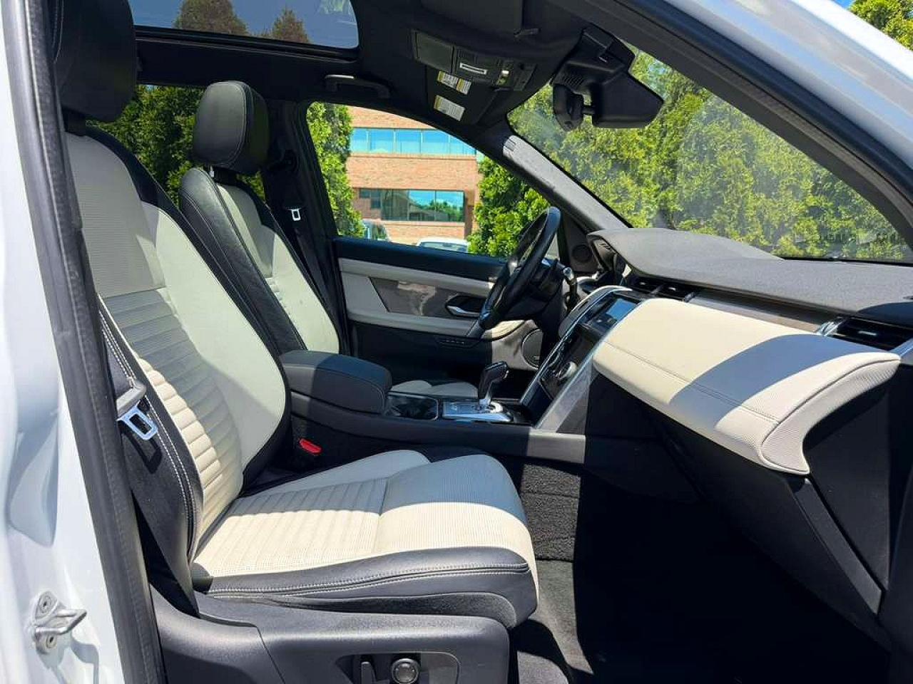 2020 LAND ROVER DISCOVERY