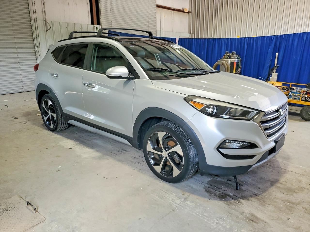 2017 HYUNDAI TUCSON