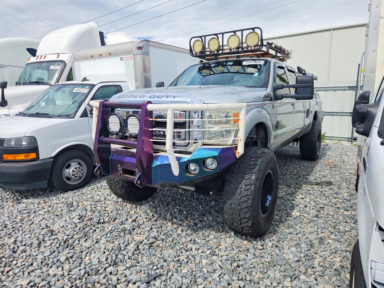 2011 FORD F350