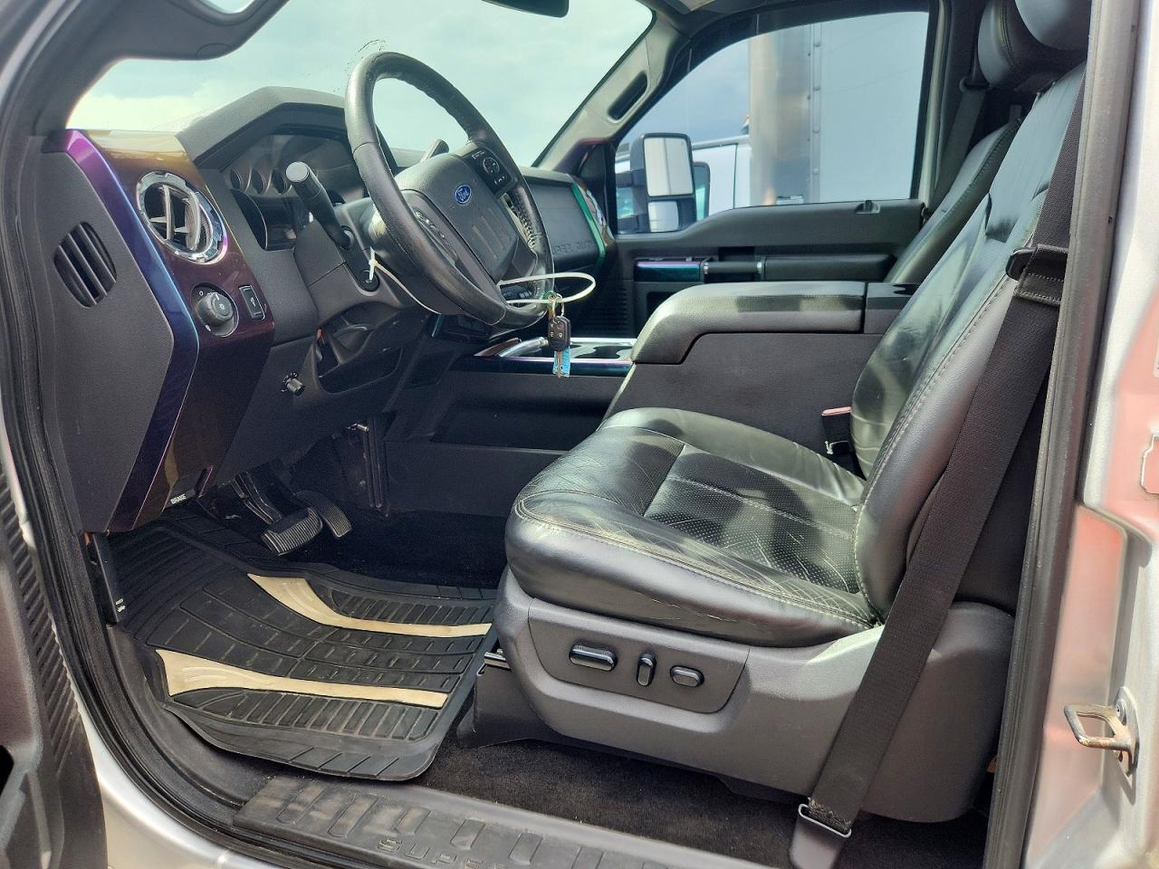 2011 FORD F350