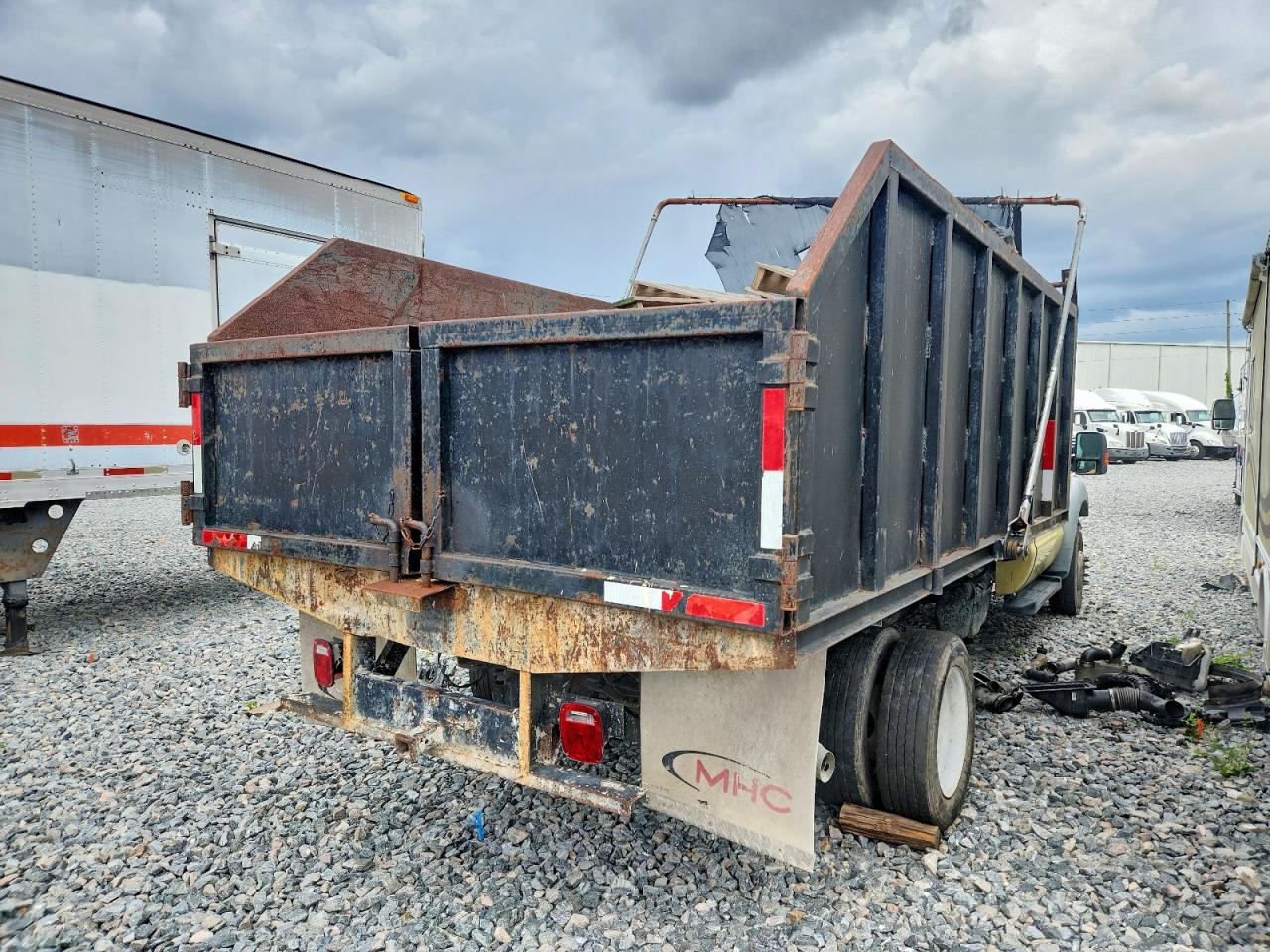 2011 FORD F550