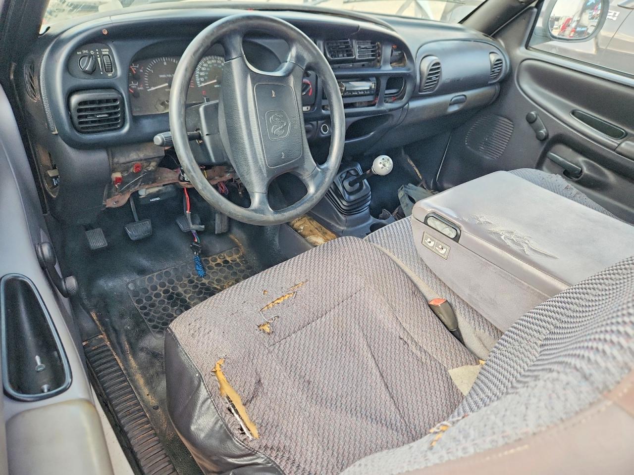 2001 DODGE RAM 3500
