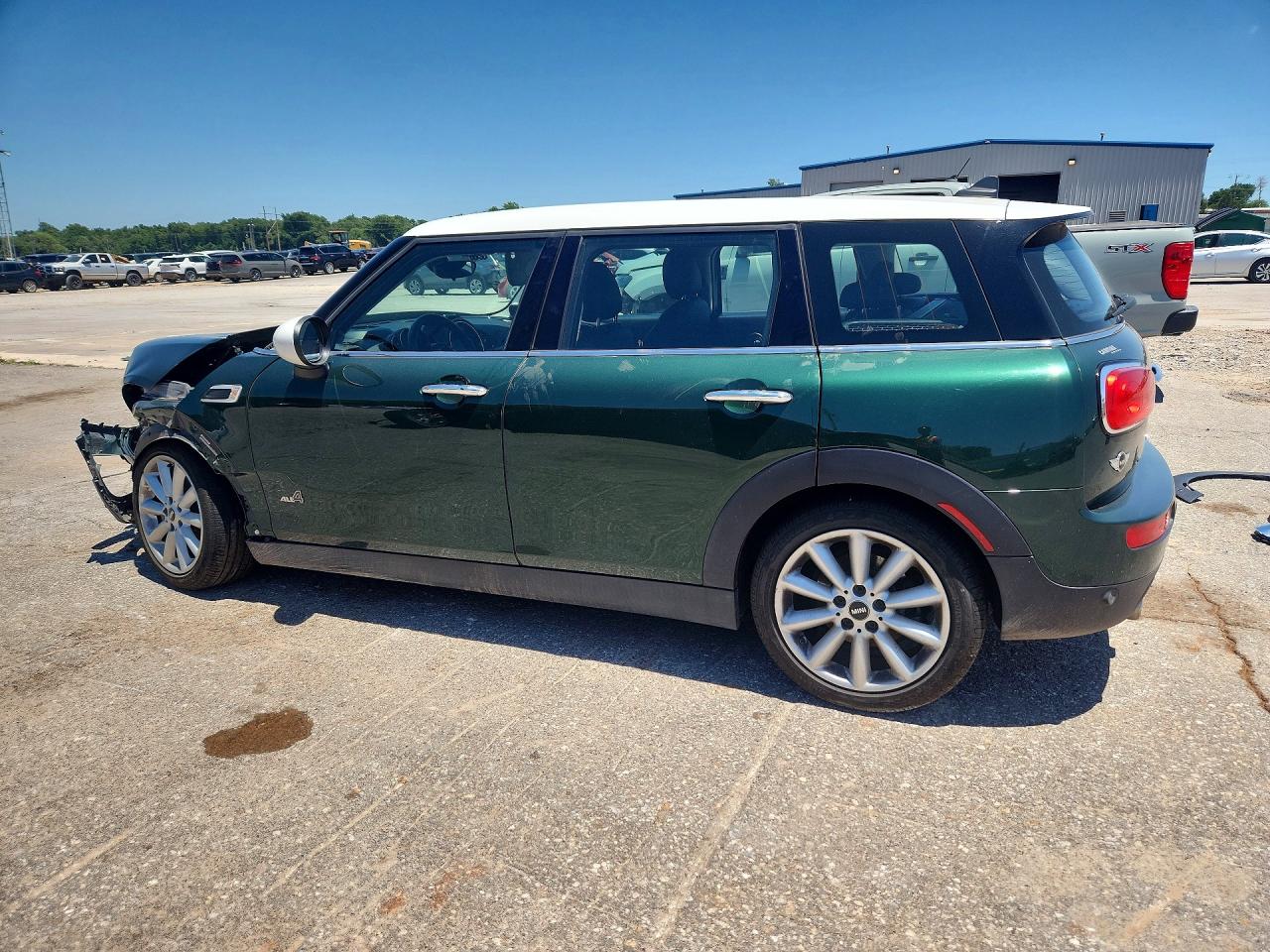 2018 MINI COOPER