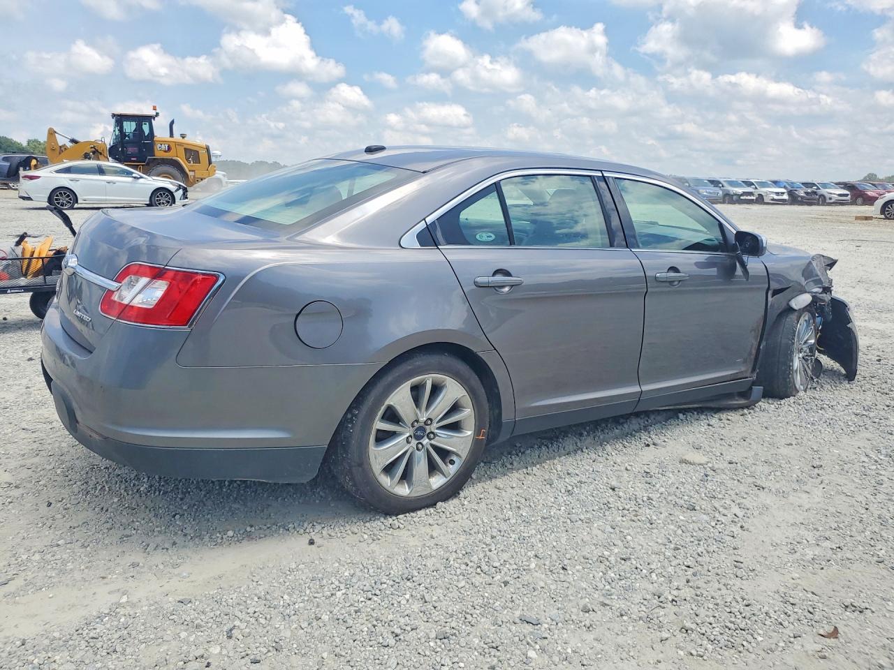 2011 FORD TAURUS