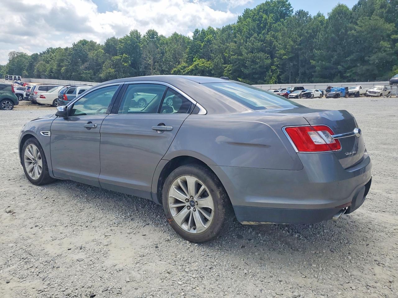 2011 FORD TAURUS