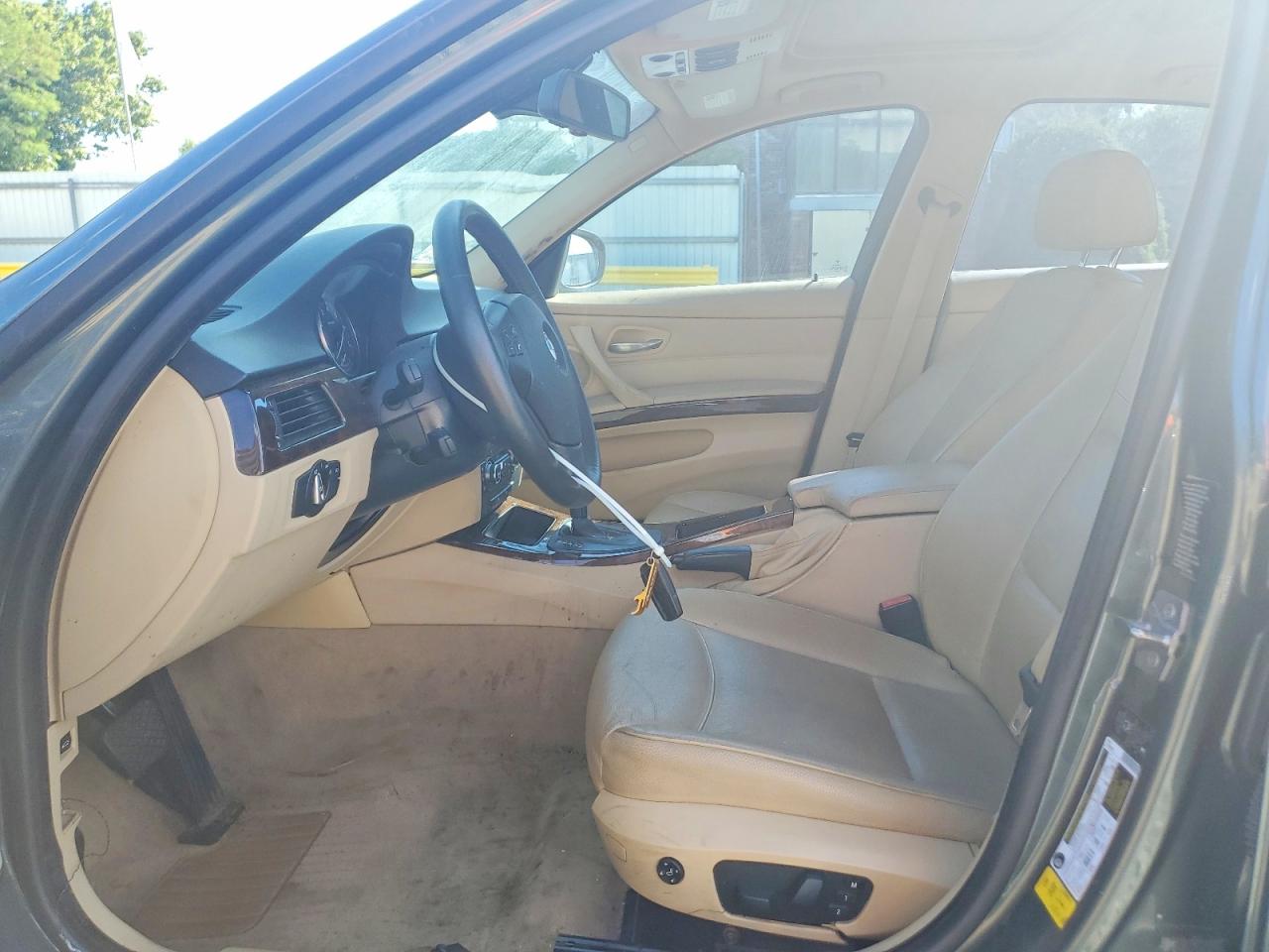 2010 BMW 3 SERIES