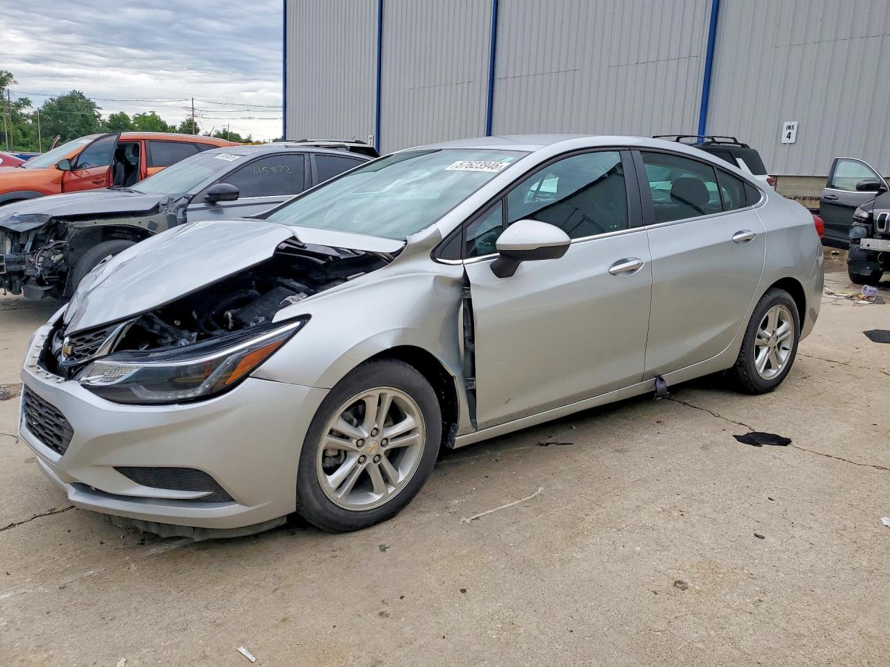 2017 CHEVROLET CRUZE