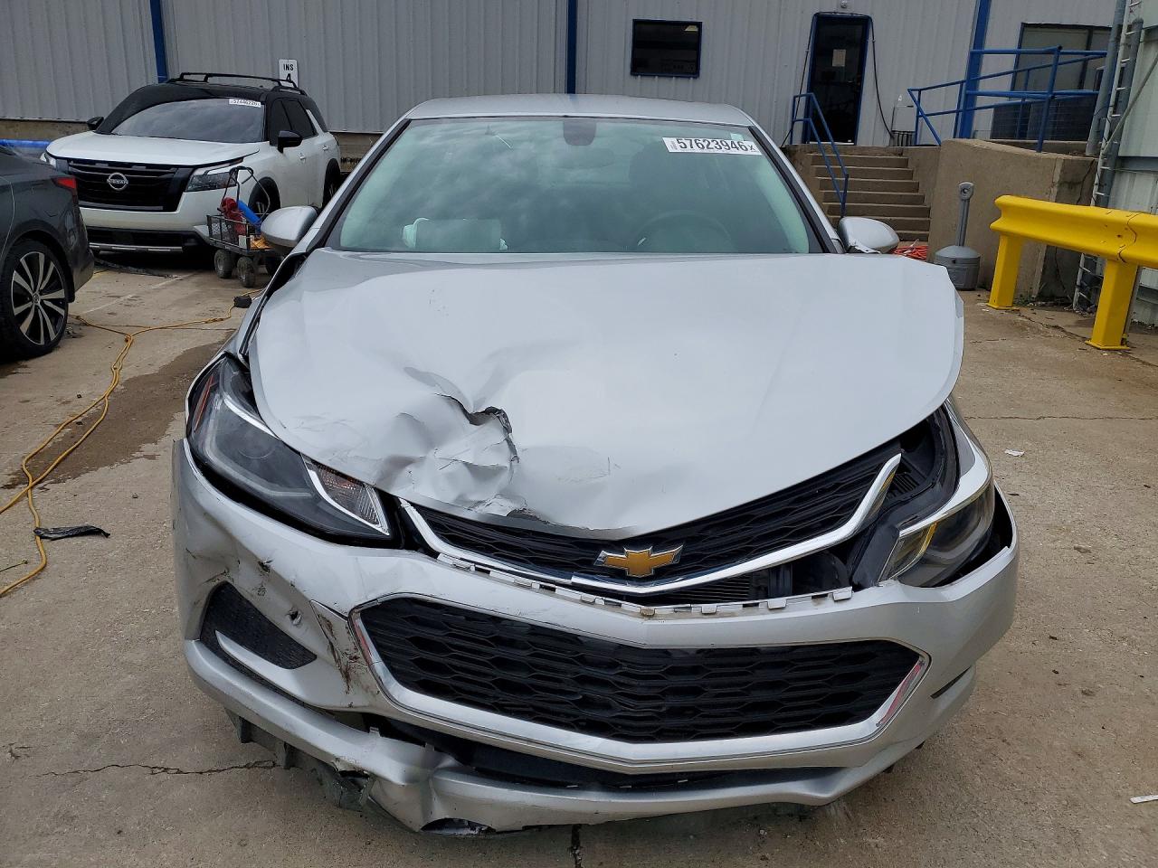 2017 CHEVROLET CRUZE