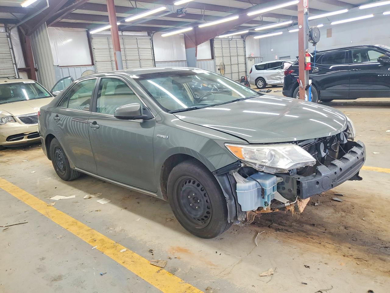 2013 TOYOTA CAMRY SOLA