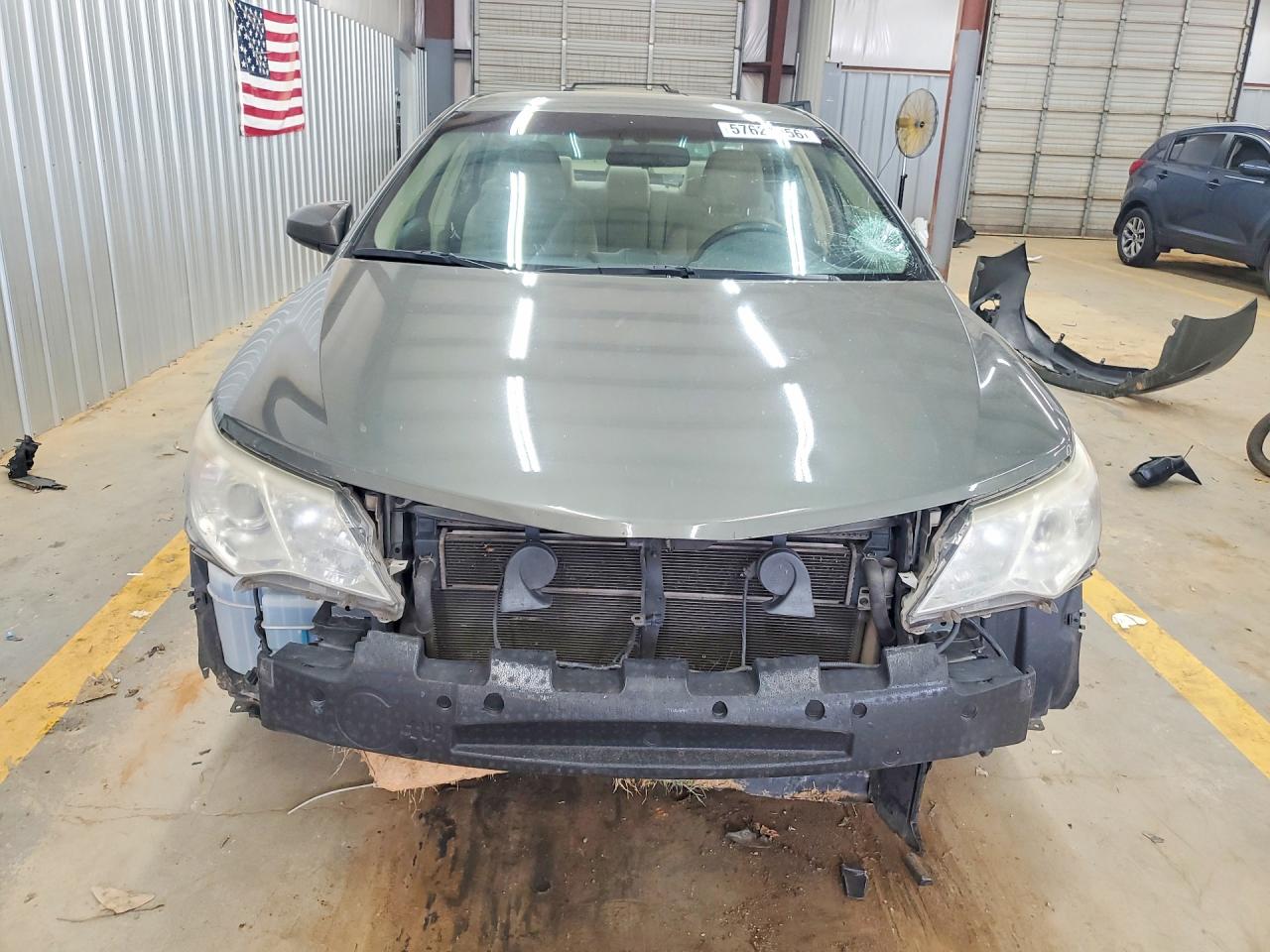 2013 TOYOTA CAMRY SOLA