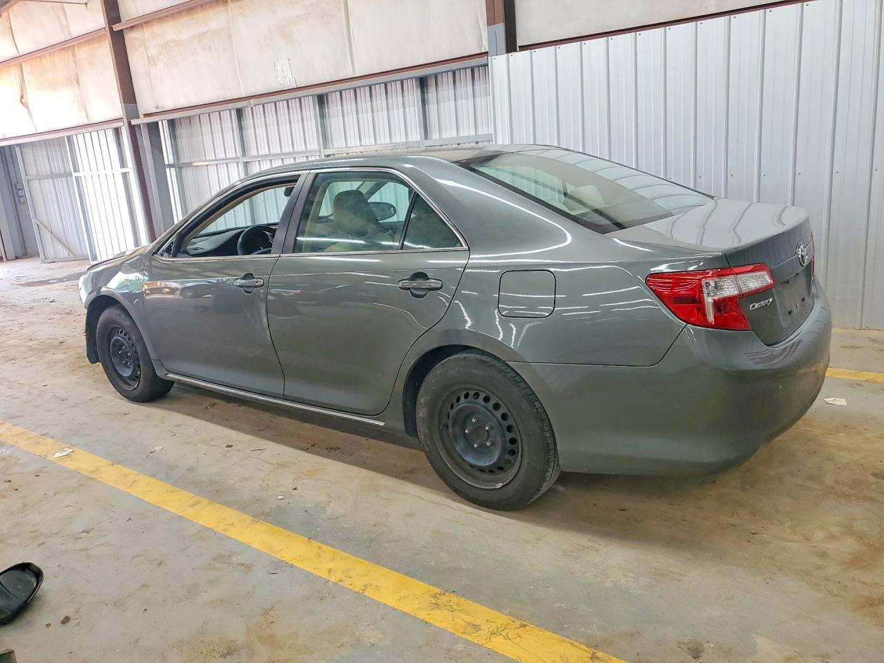 2013 TOYOTA CAMRY SOLA