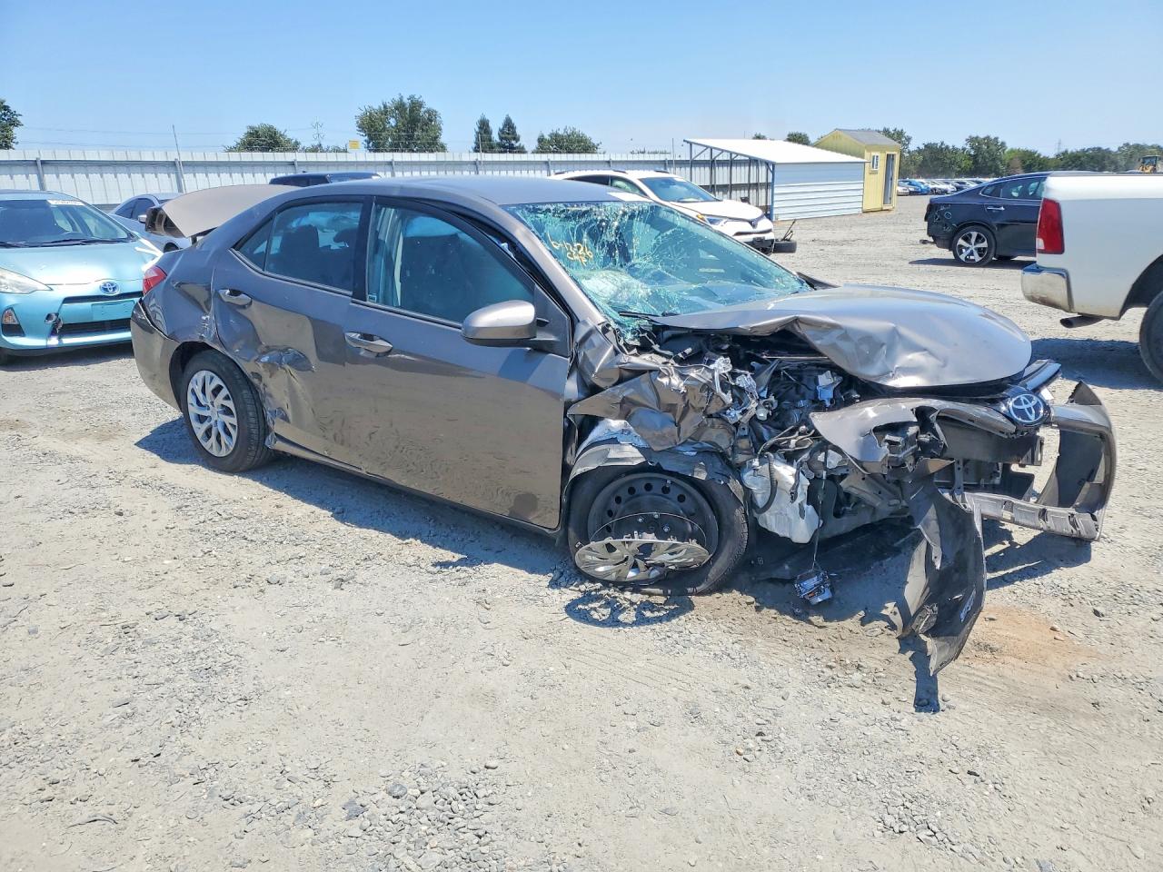 2017 TOYOTA COROLLA