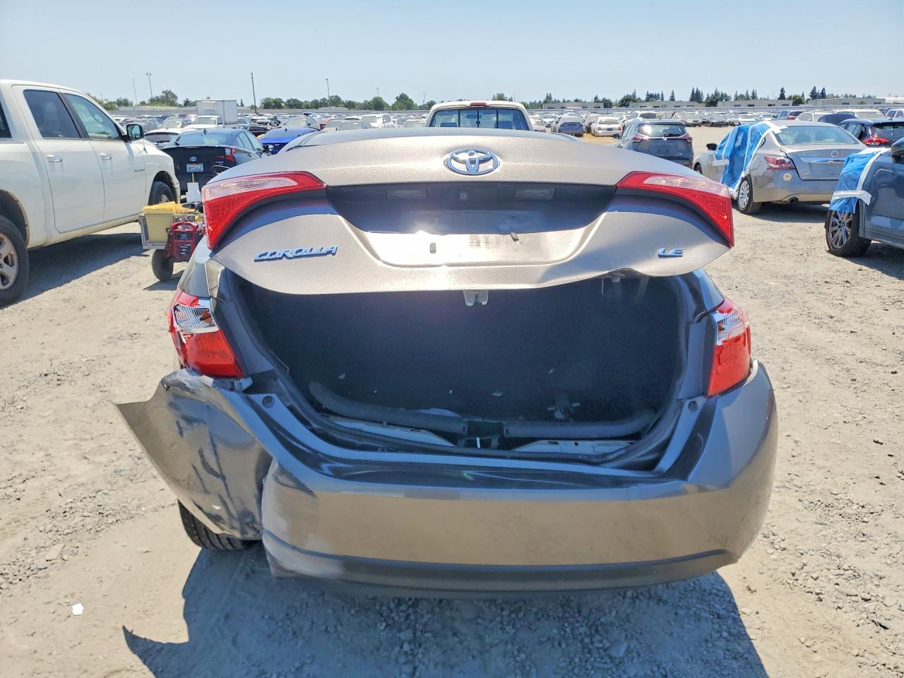 2017 TOYOTA COROLLA