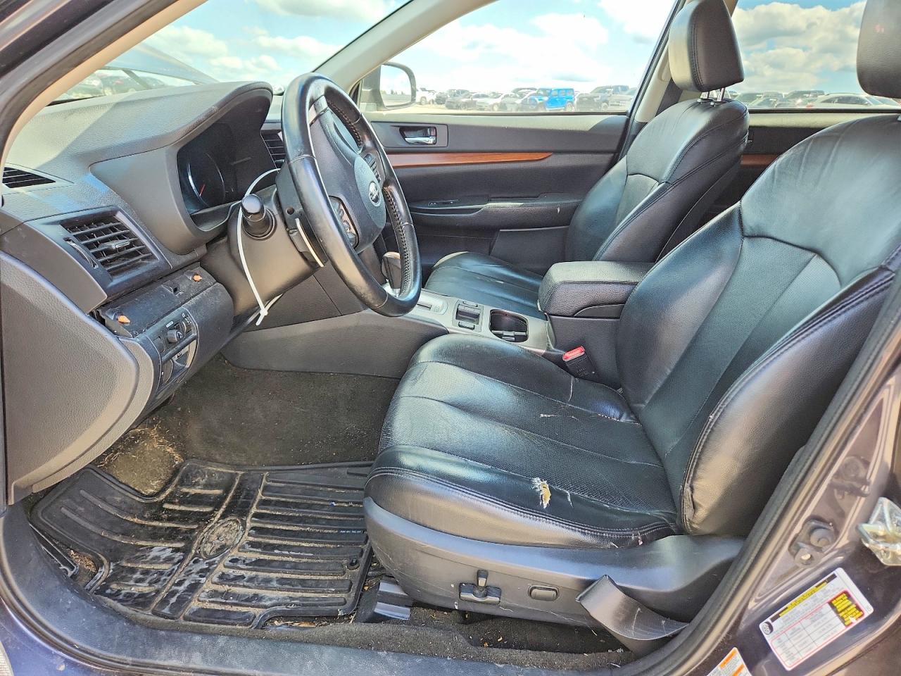 2013 SUBARU OUTBACK