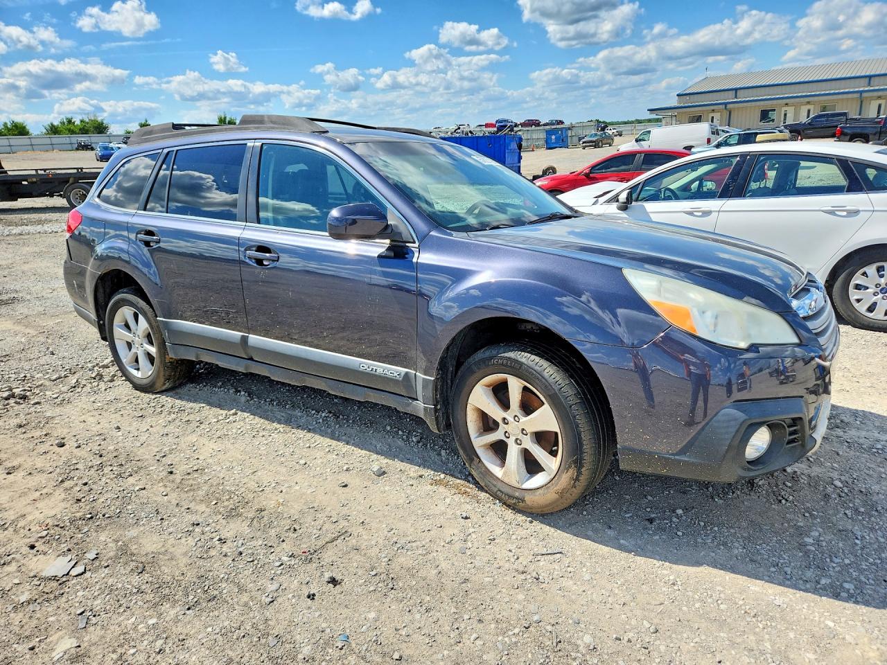 2013 SUBARU OUTBACK