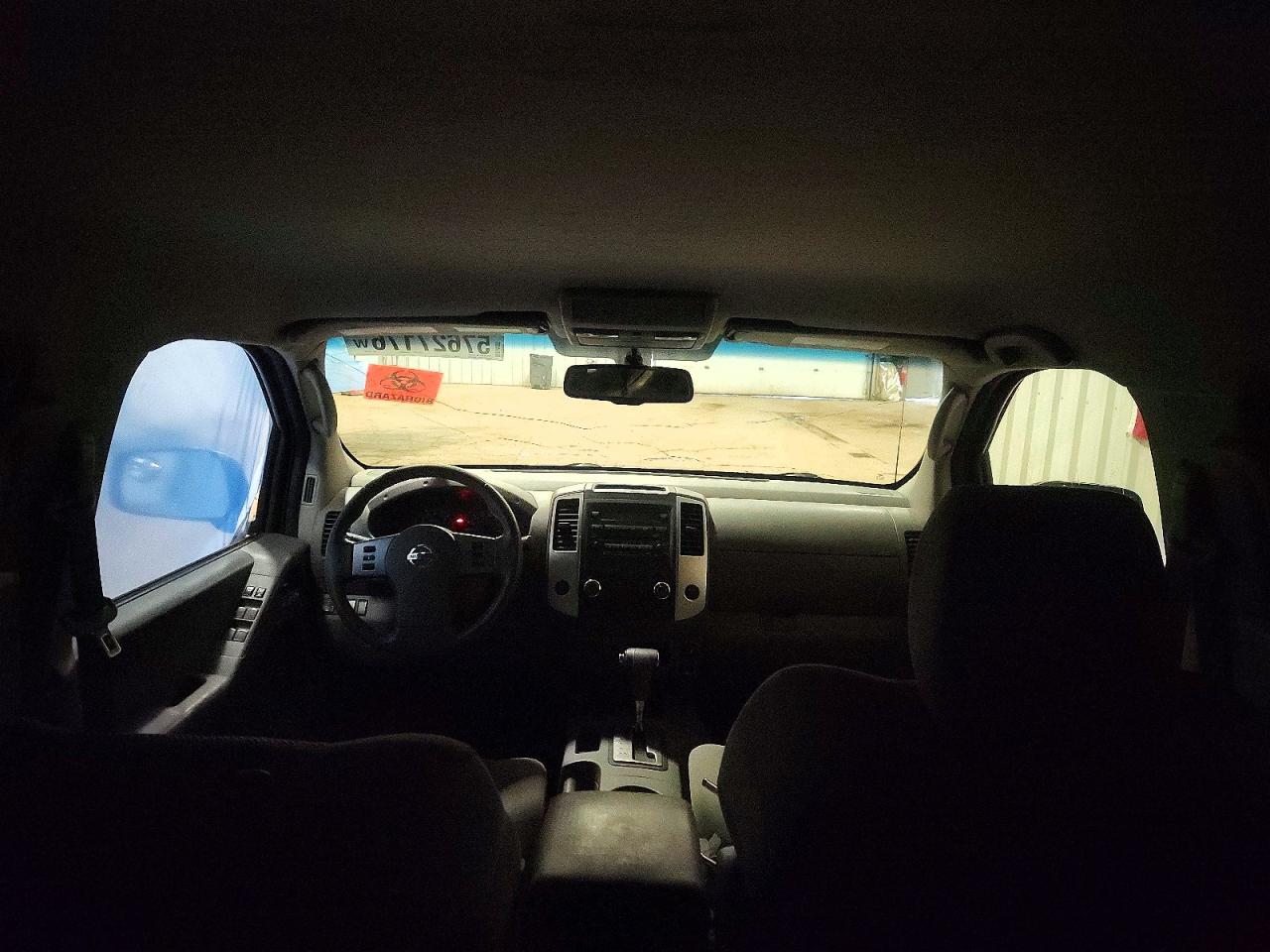 2011 NISSAN FRONTIER