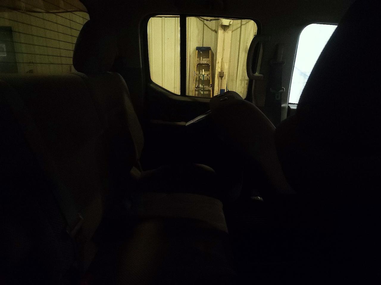 2011 NISSAN FRONTIER