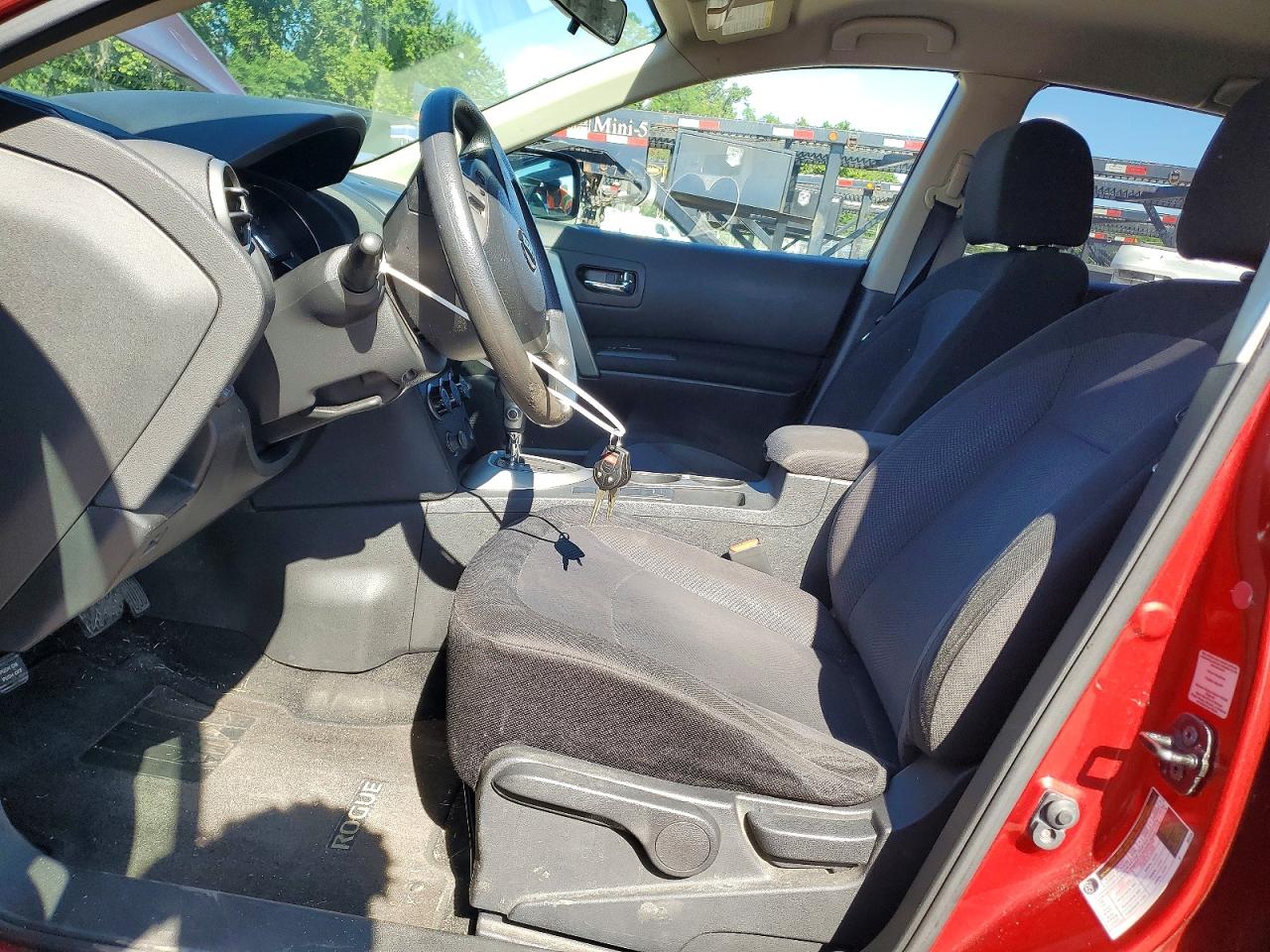 2013 NISSAN ROGUE