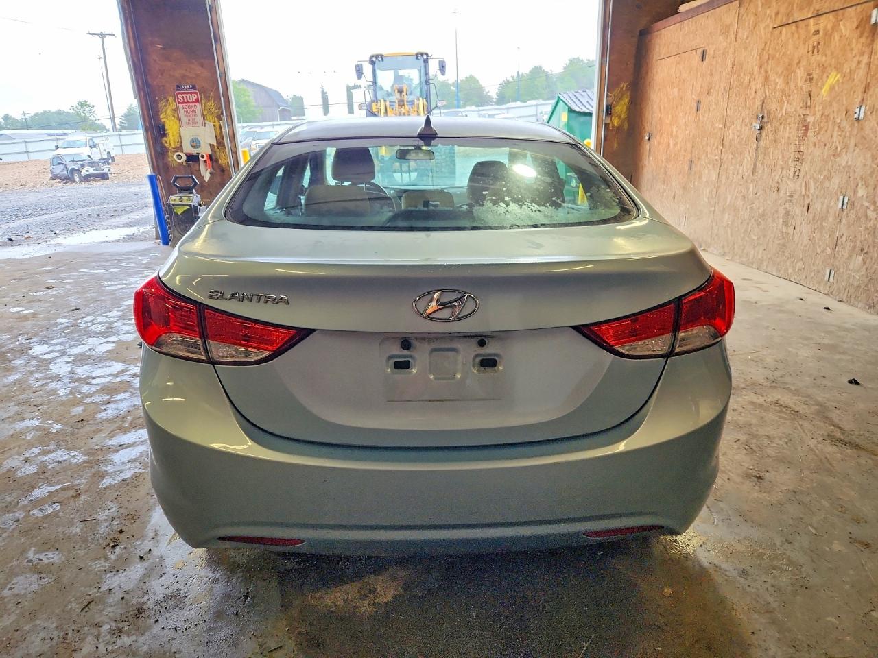 2012 HYUNDAI ELANTRA
