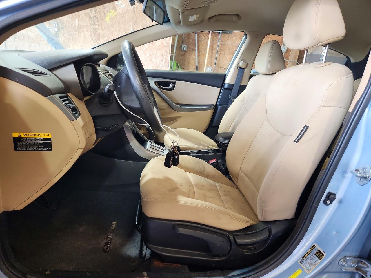 2012 HYUNDAI ELANTRA