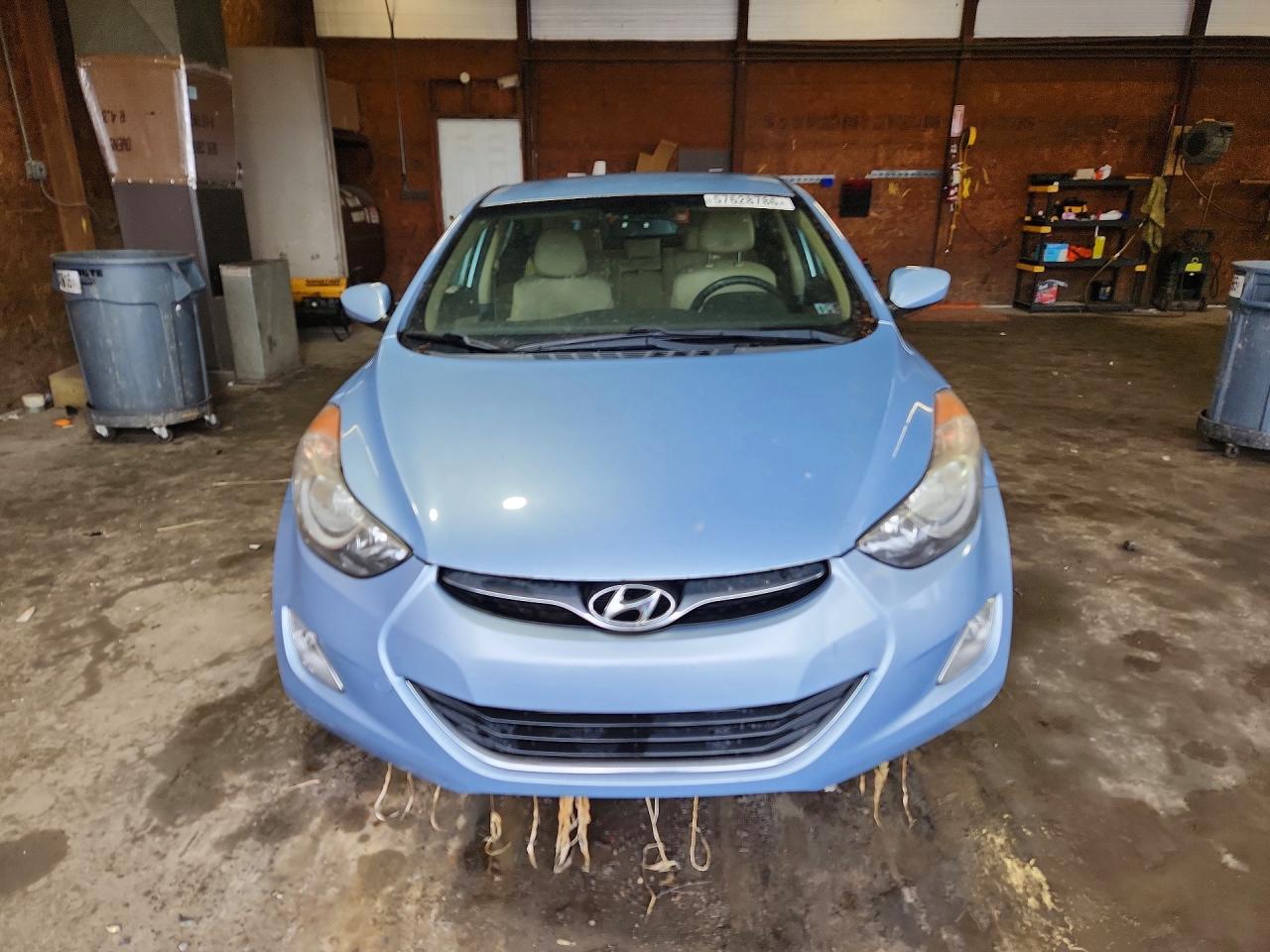 2012 HYUNDAI ELANTRA