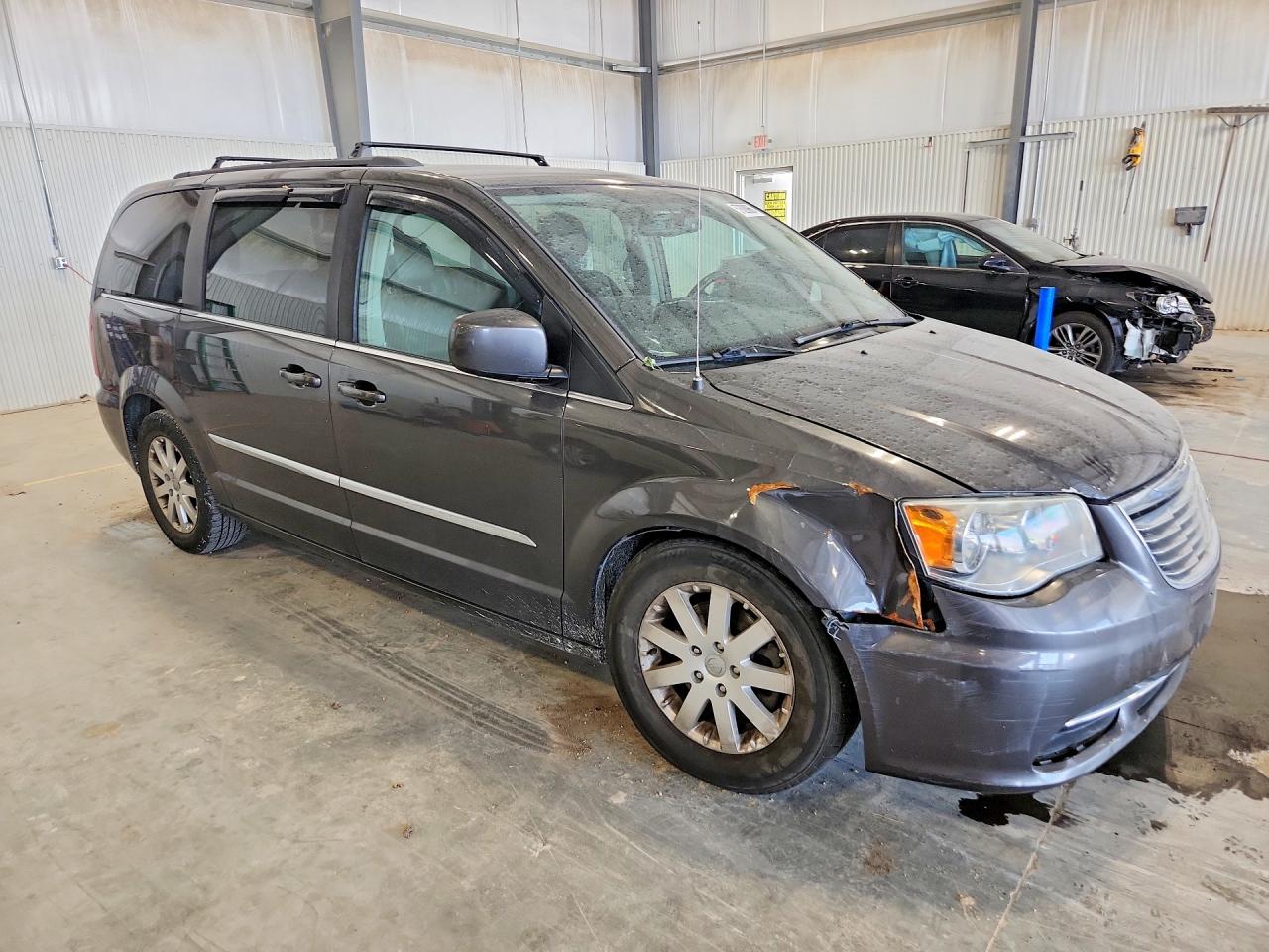 2016 CHRYSLER MINIVAN