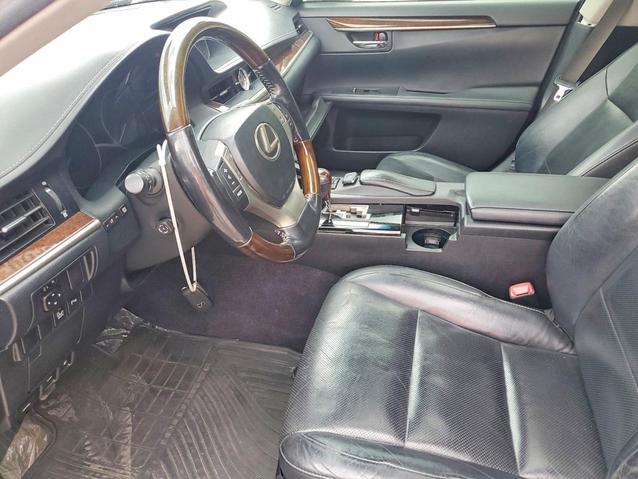2015 LEXUS ES350