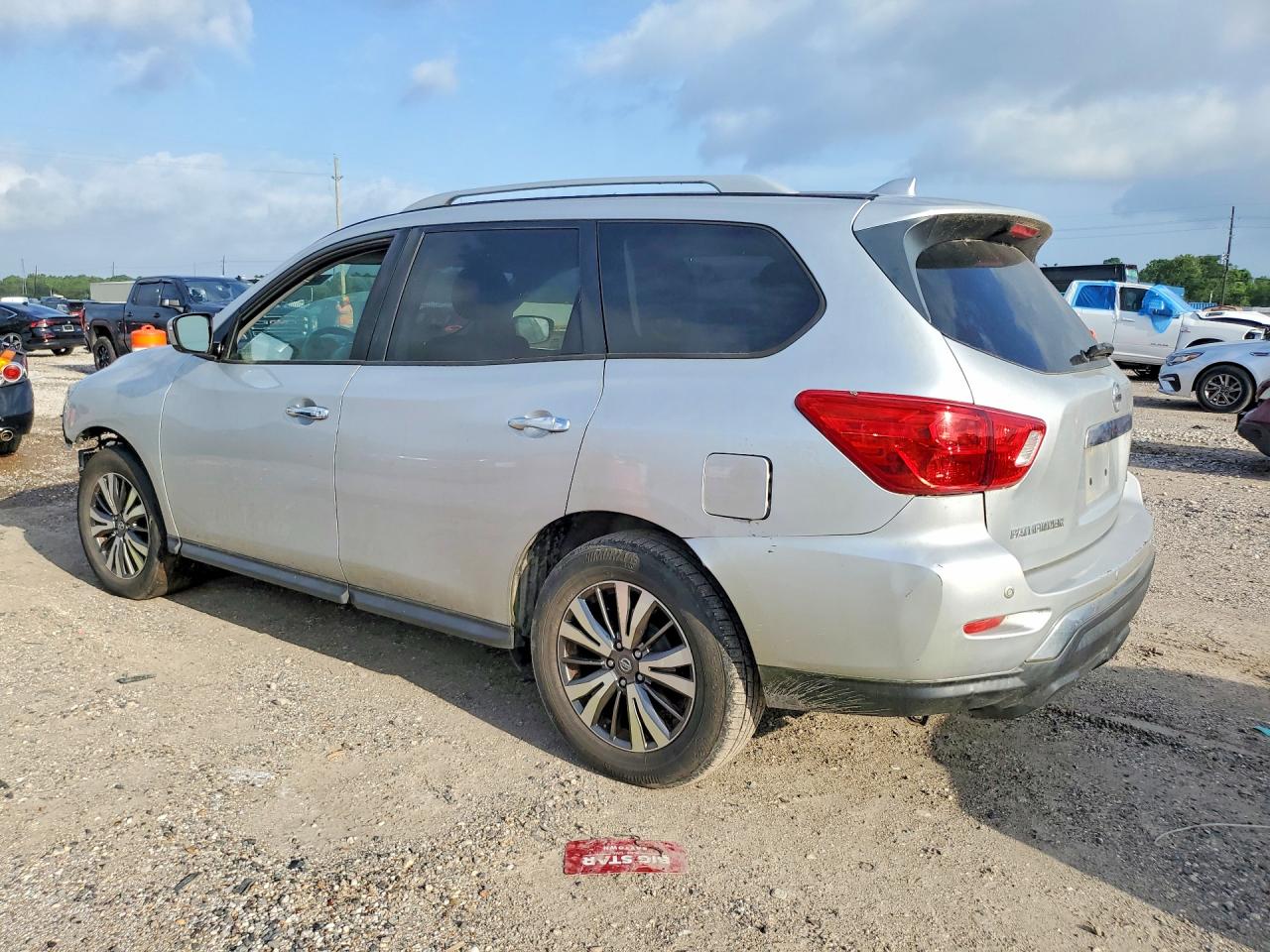 2019 NISSAN PATHFINDER