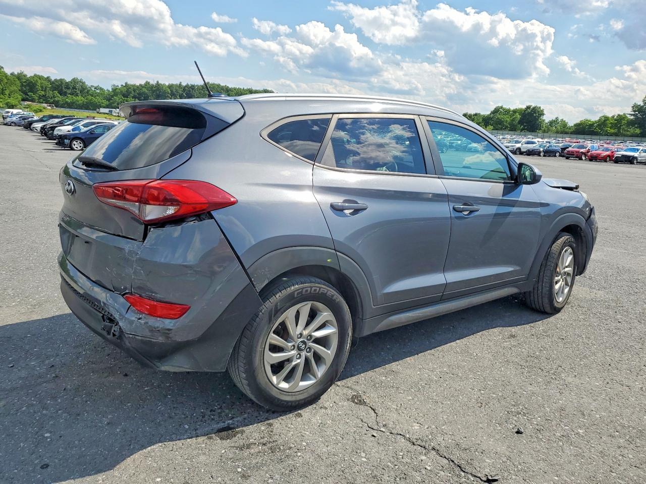 2016 HYUNDAI TUCSON