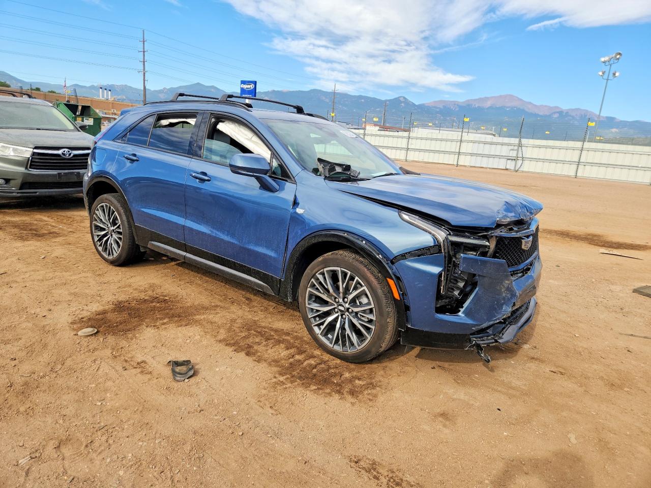 2024 CADILLAC XT4
